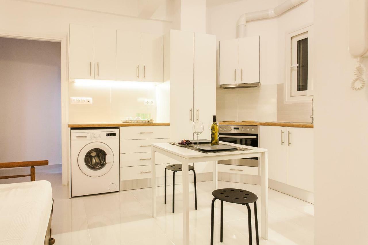 Classy And Stylish Private Apartment At Acropolis Museum Metro Station Athens Luaran gambar