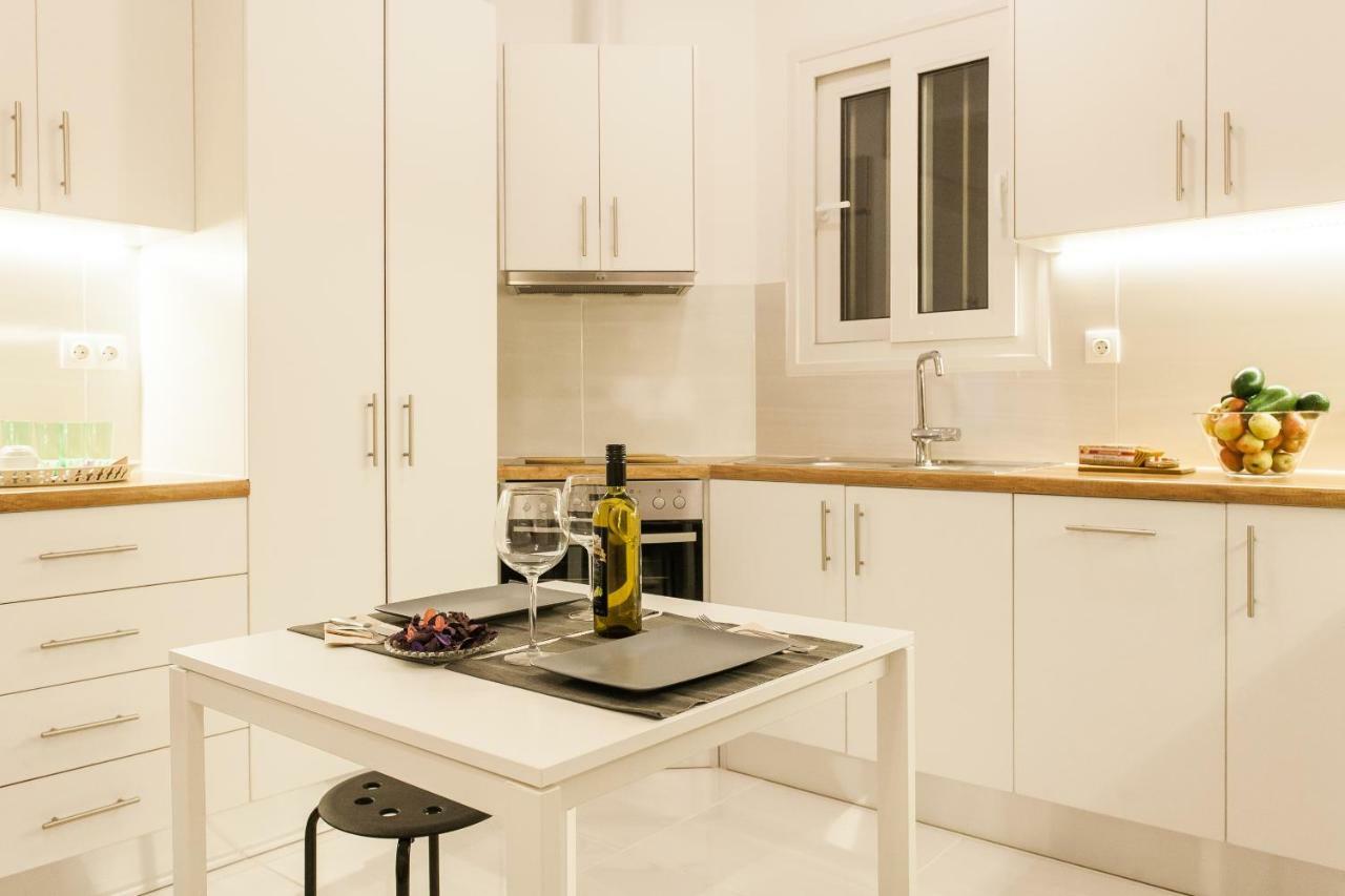 Classy And Stylish Private Apartment At Acropolis Museum Metro Station Athens Luaran gambar