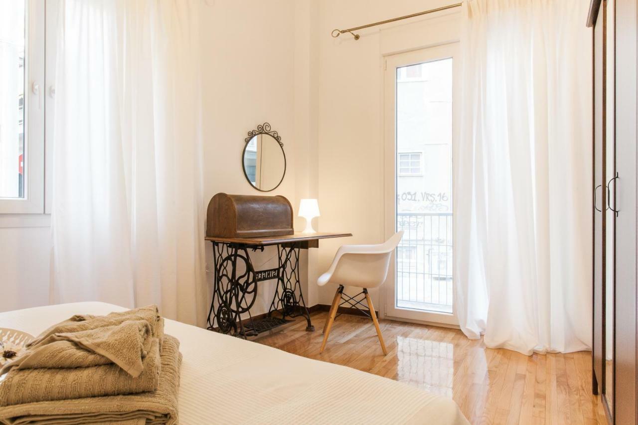 Classy And Stylish Private Apartment At Acropolis Museum Metro Station Athens Luaran gambar