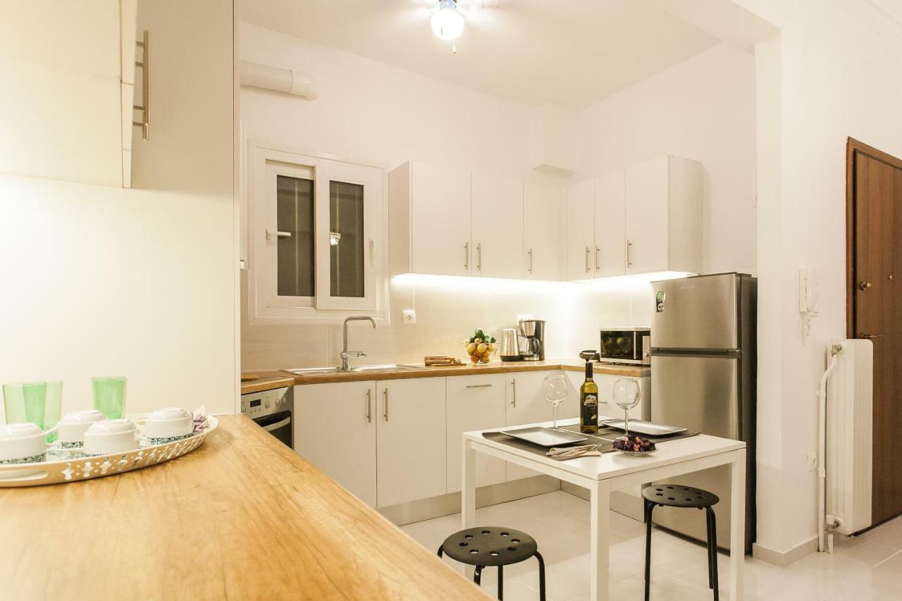 Classy And Stylish Private Apartment At Acropolis Museum Metro Station Athens Luaran gambar