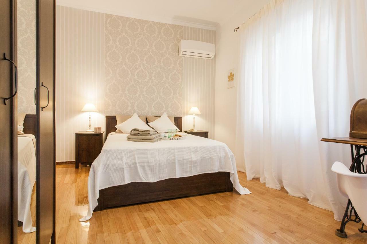 Classy And Stylish Private Apartment At Acropolis Museum Metro Station Athens Luaran gambar