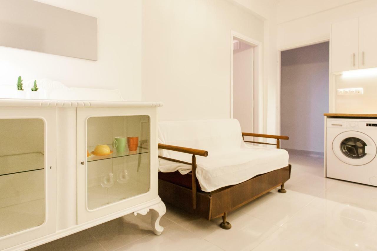Classy And Stylish Private Apartment At Acropolis Museum Metro Station Athens Luaran gambar