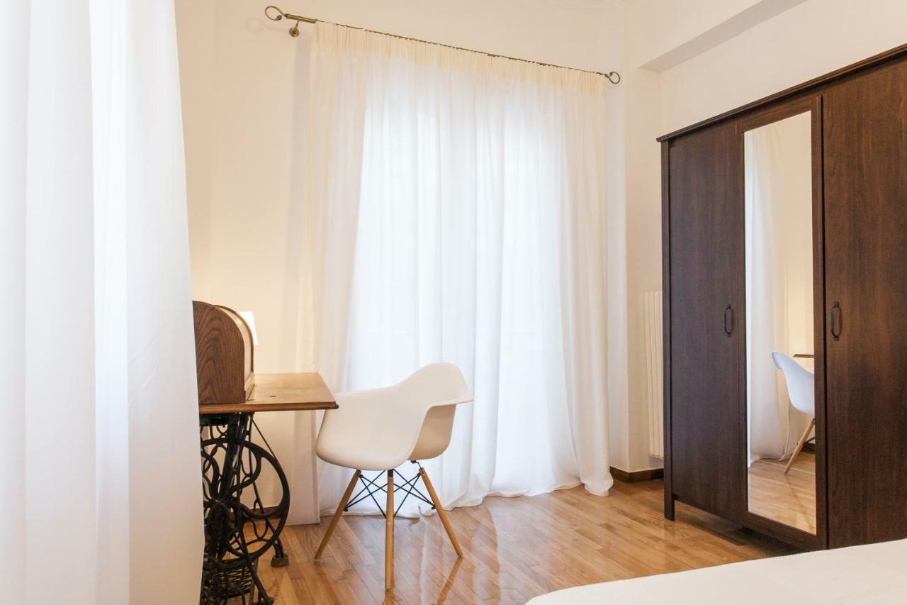 Classy And Stylish Private Apartment At Acropolis Museum Metro Station Athens Luaran gambar
